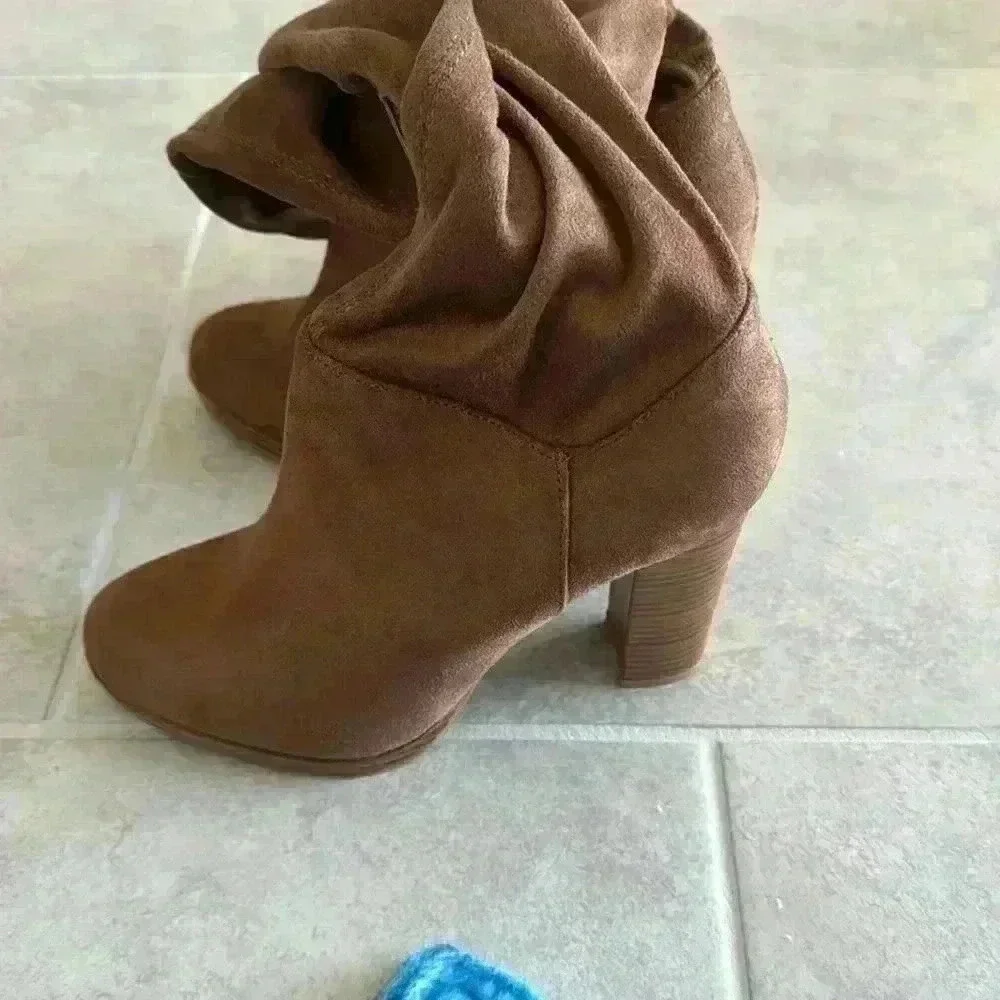 Brown Over the Knee Heel Boots - Picture 2 of 4